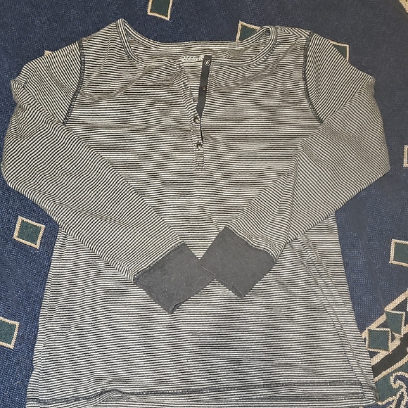 Eddie Bauer Striped Long Sleeve Top - Picture 1 of 4